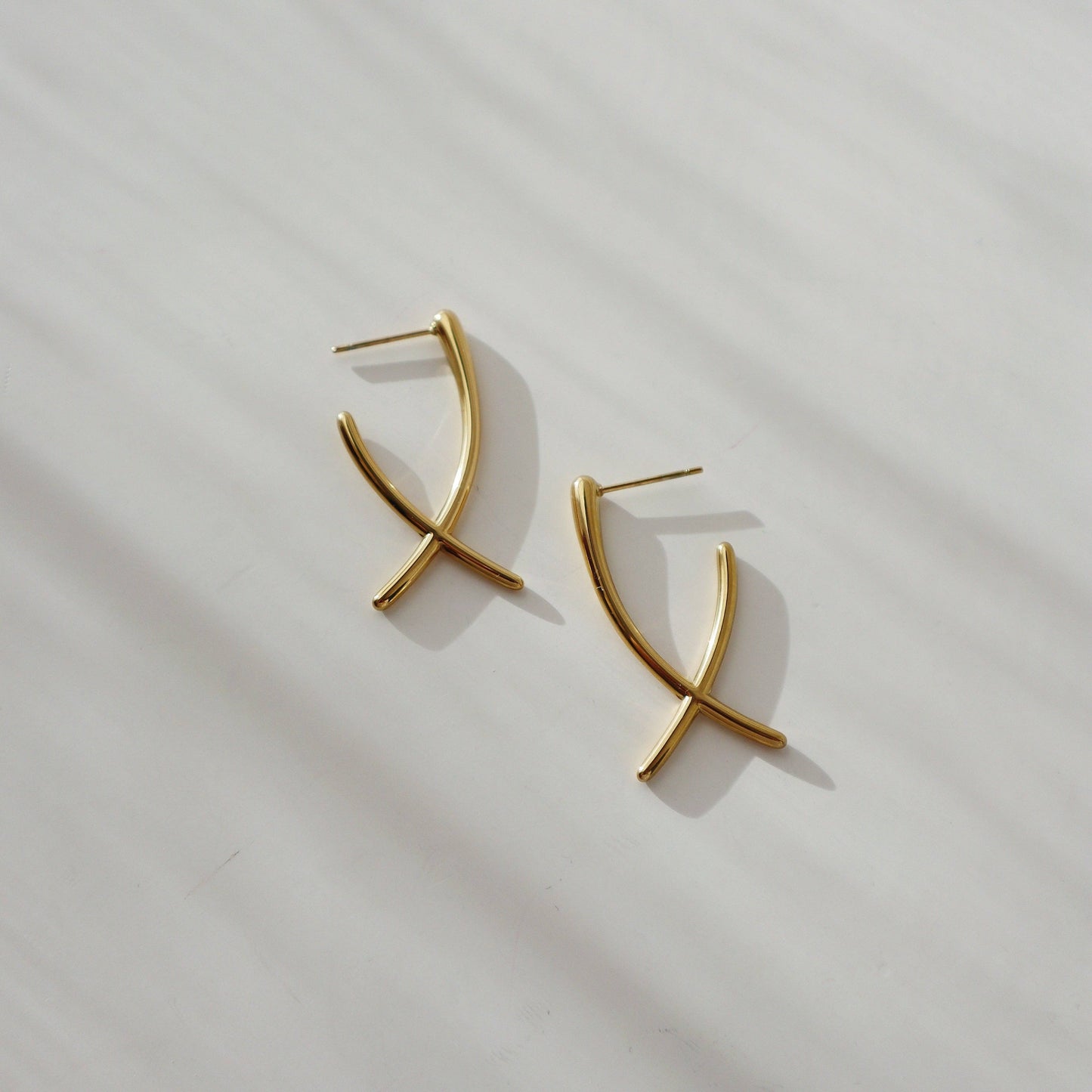Minimalist X Earrings