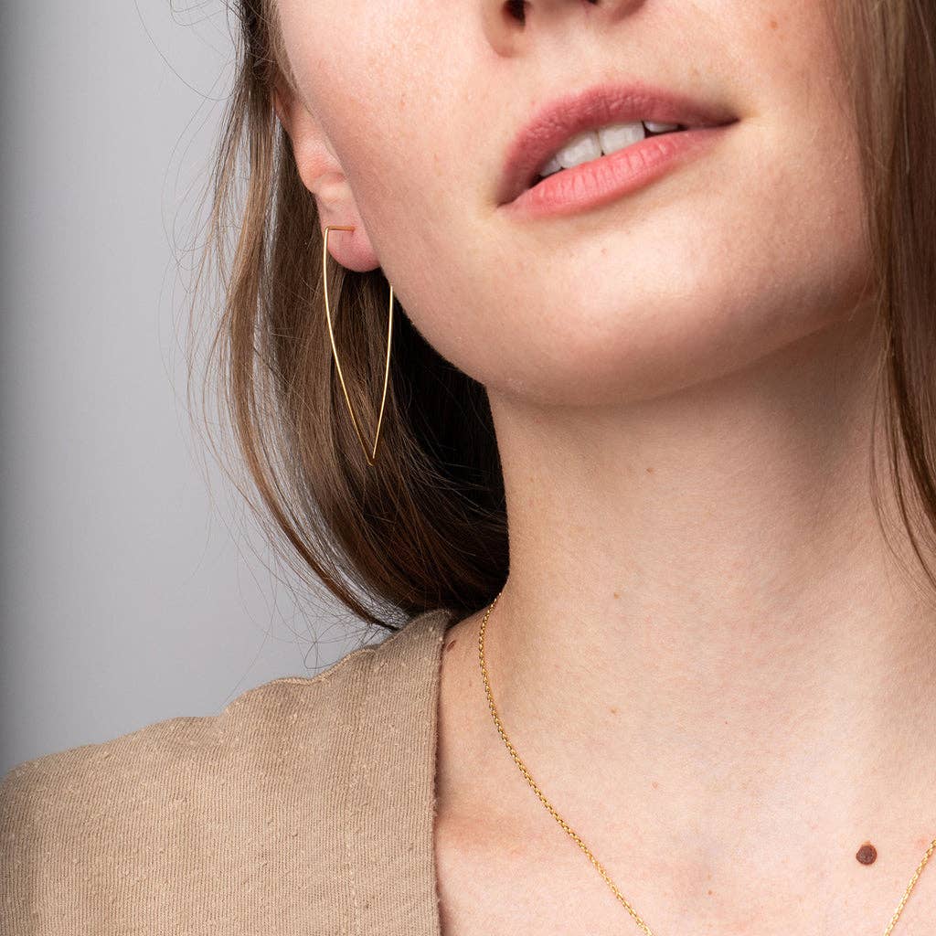 Mischa Triangle Hoops