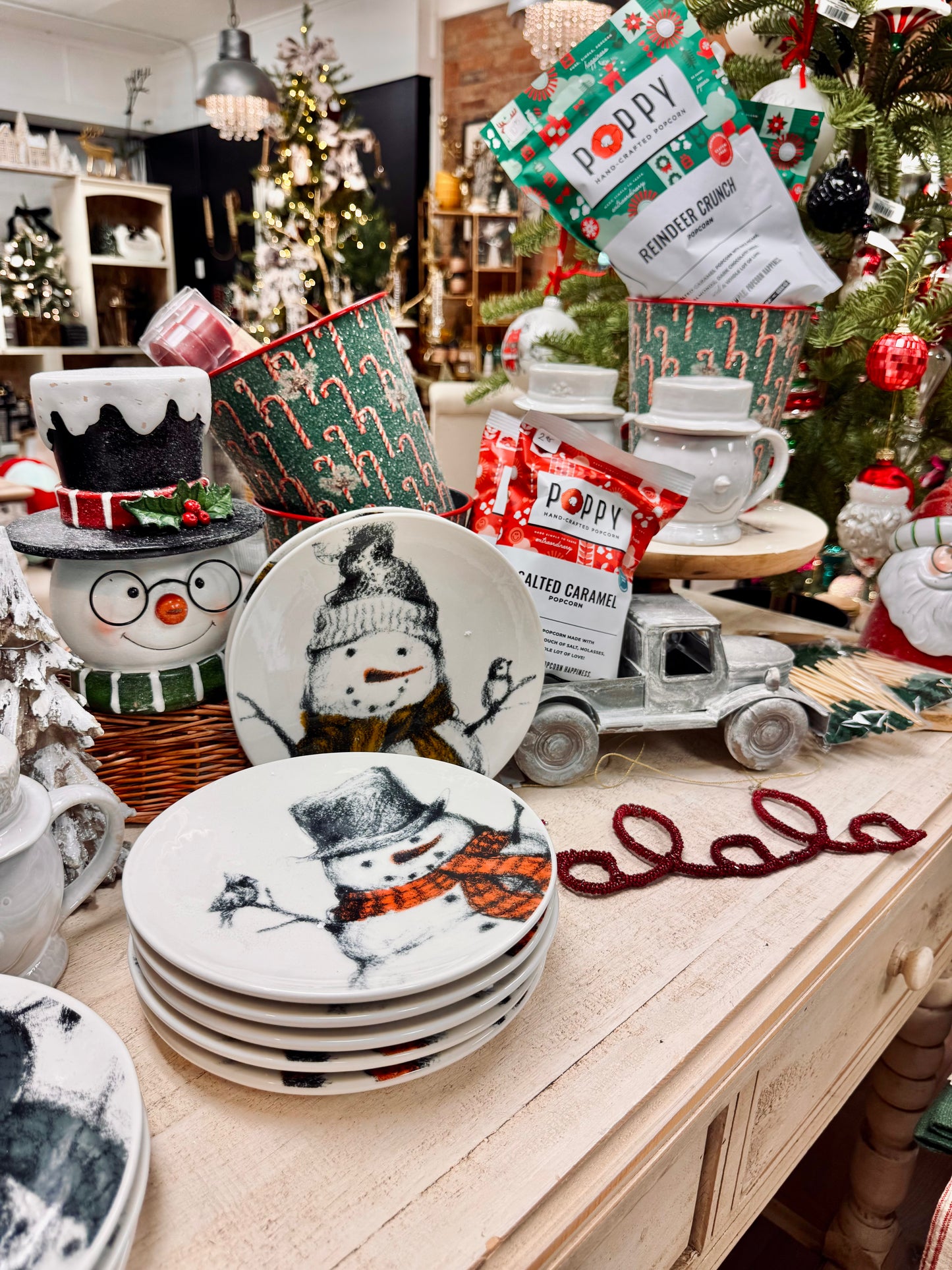 10.25" Whitewashed Metal Truck