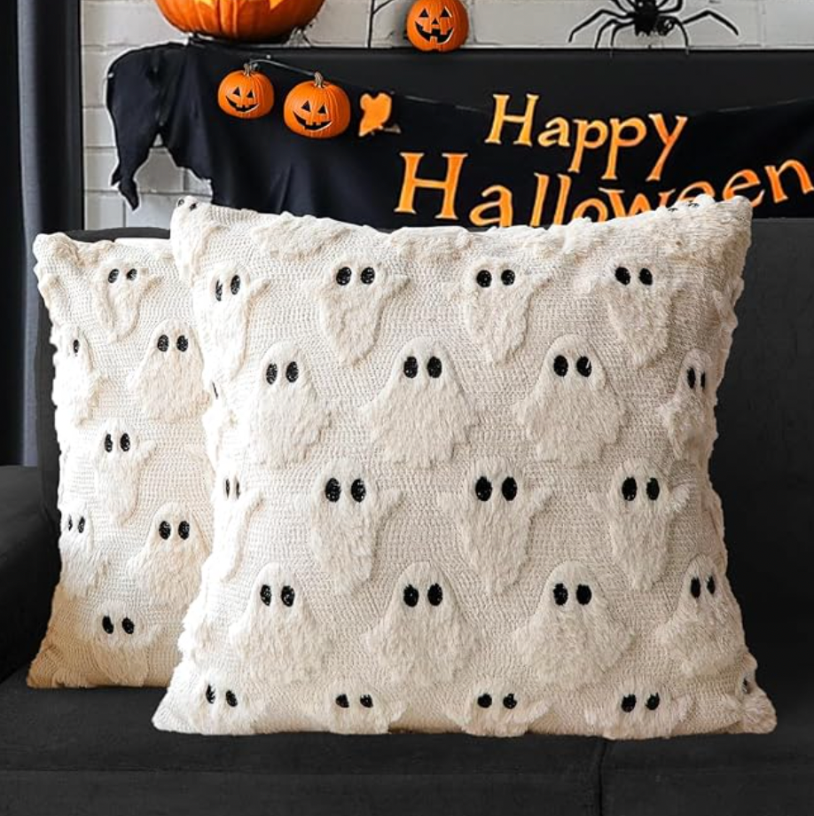 Tufted Ghost Pillow - Two Colors
