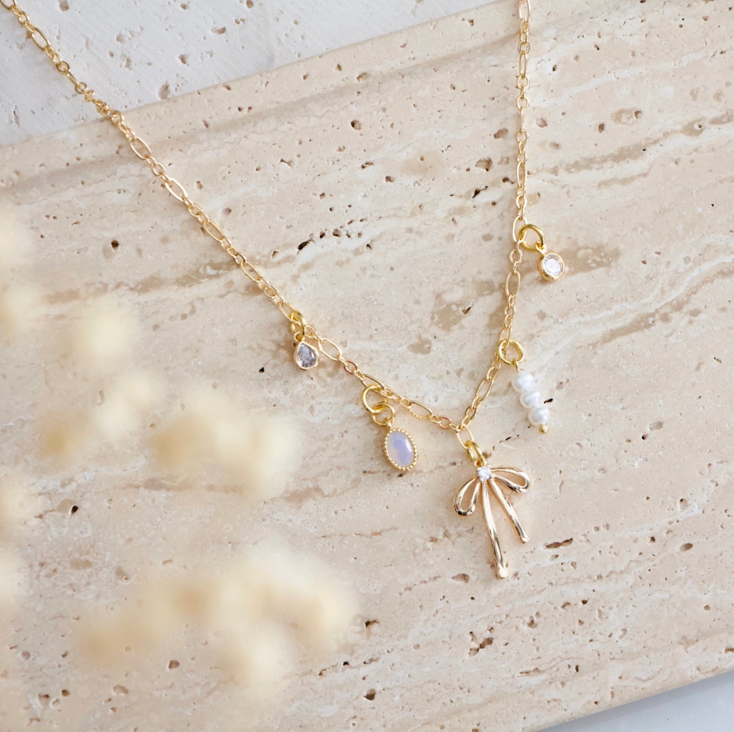 Hello Pretty Necklace