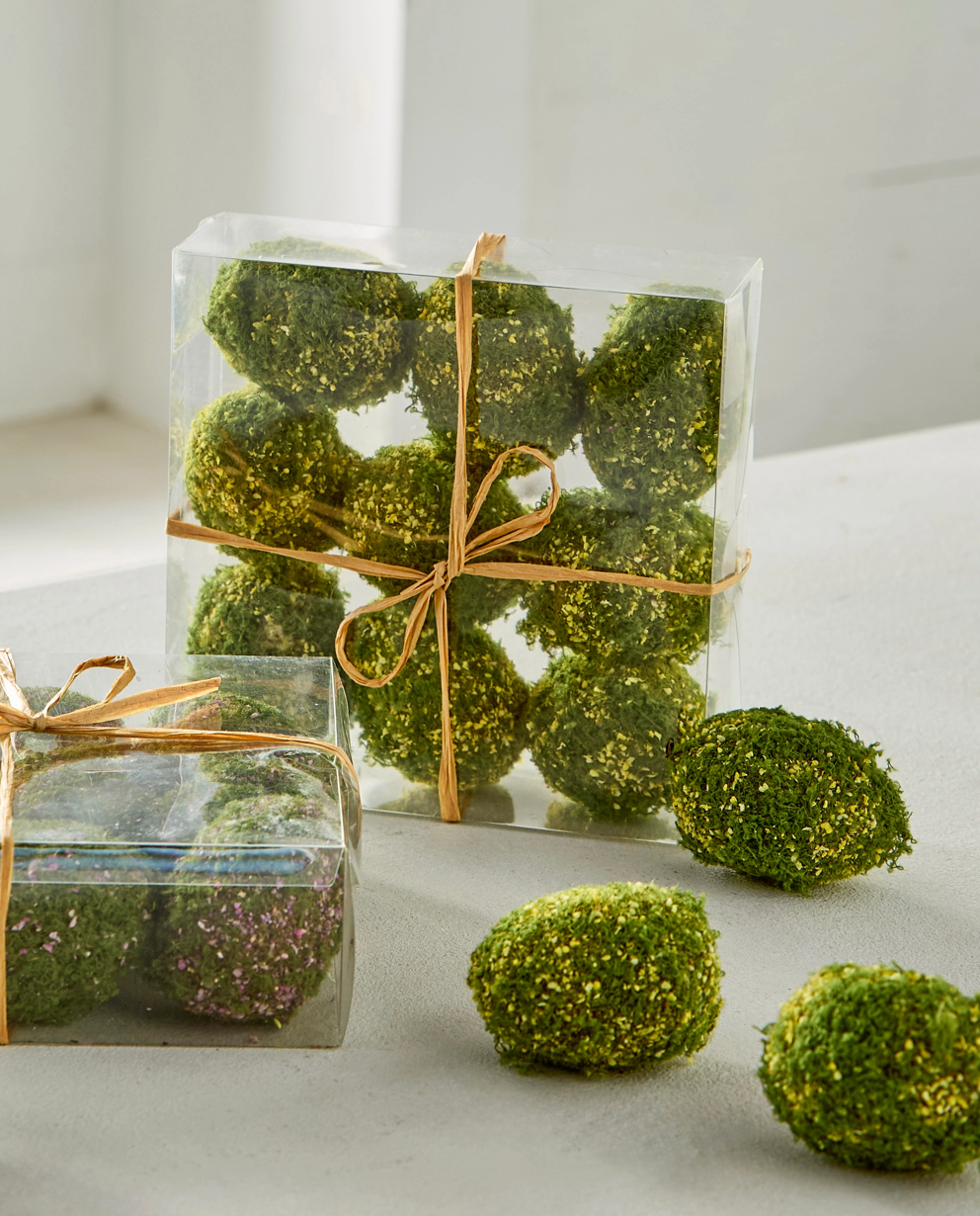 2.25" Yellow Moss Eggs Box