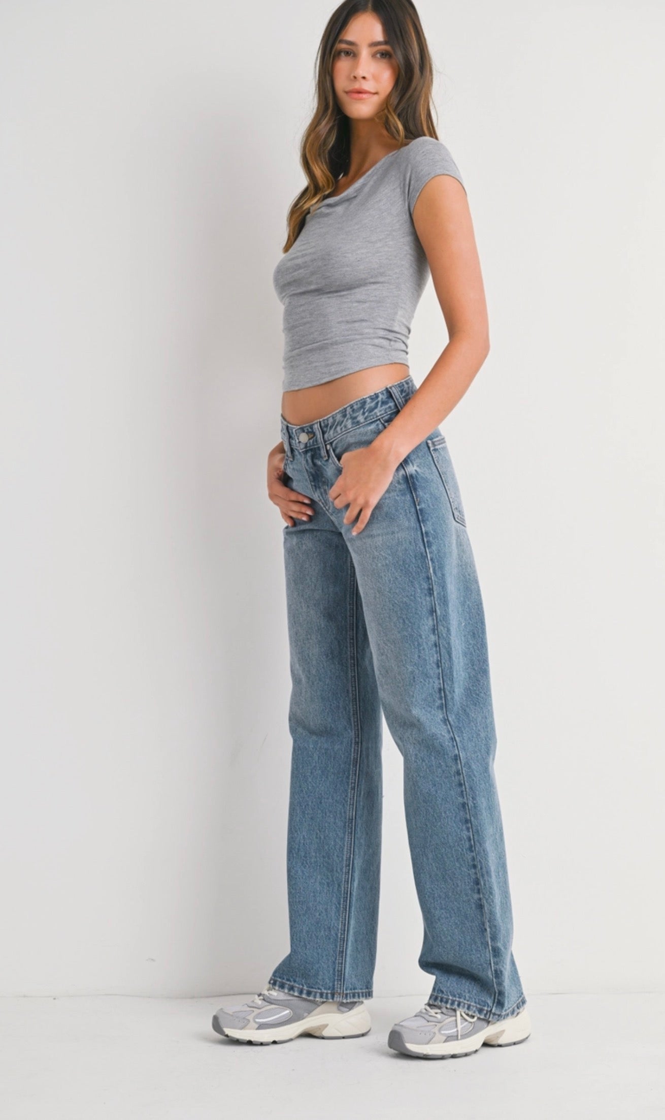 Sydney Low Rise Relaxed Straight