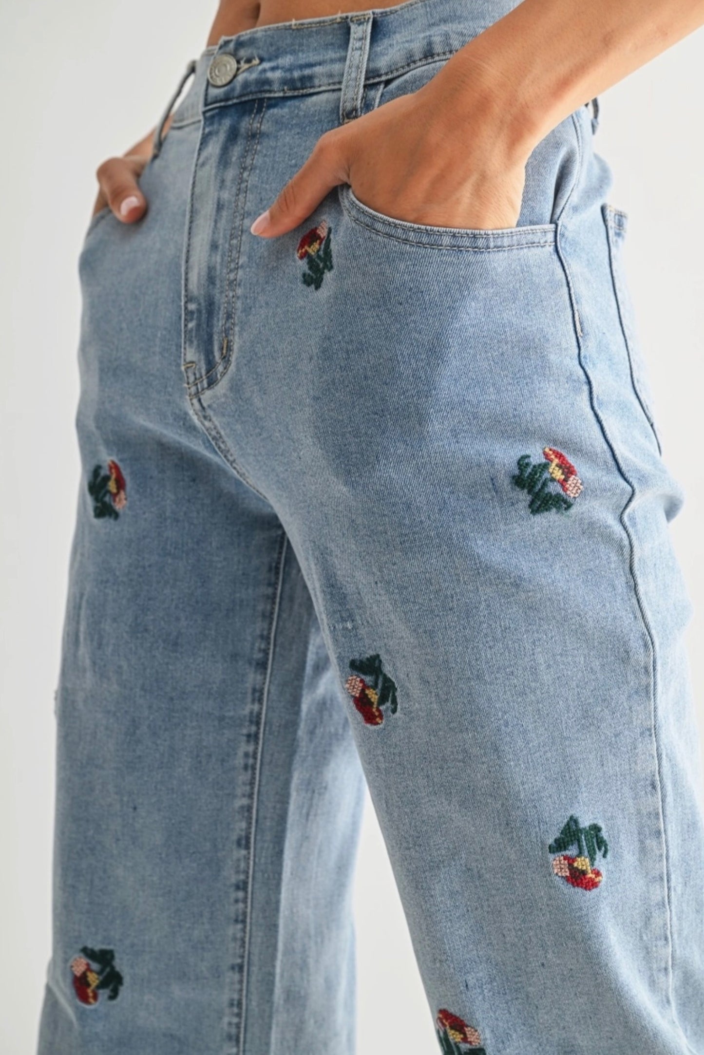 Gina Embroidered Jeans