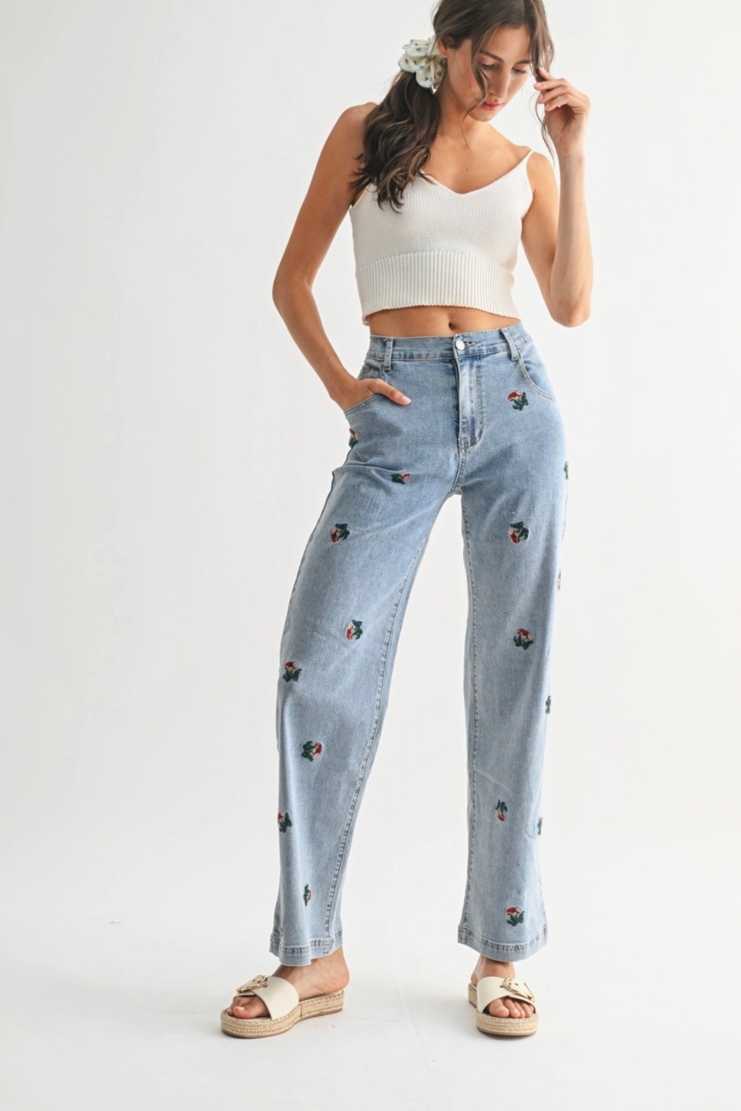Gina Embroidered Jeans