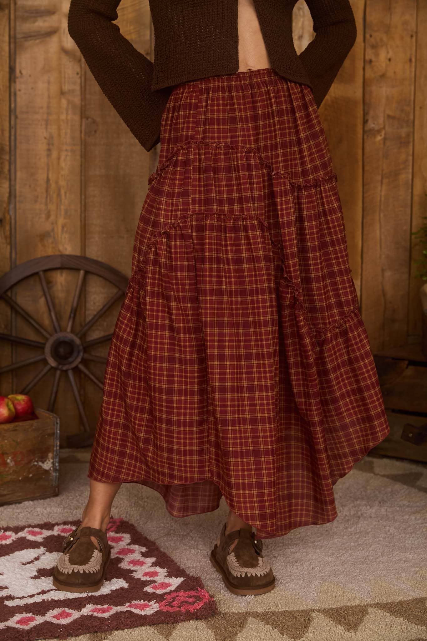 Leila Plaid Handkerchief Hem Skirt