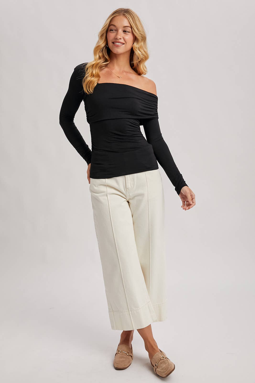 Sasha Asymmetrical Shoulder Top