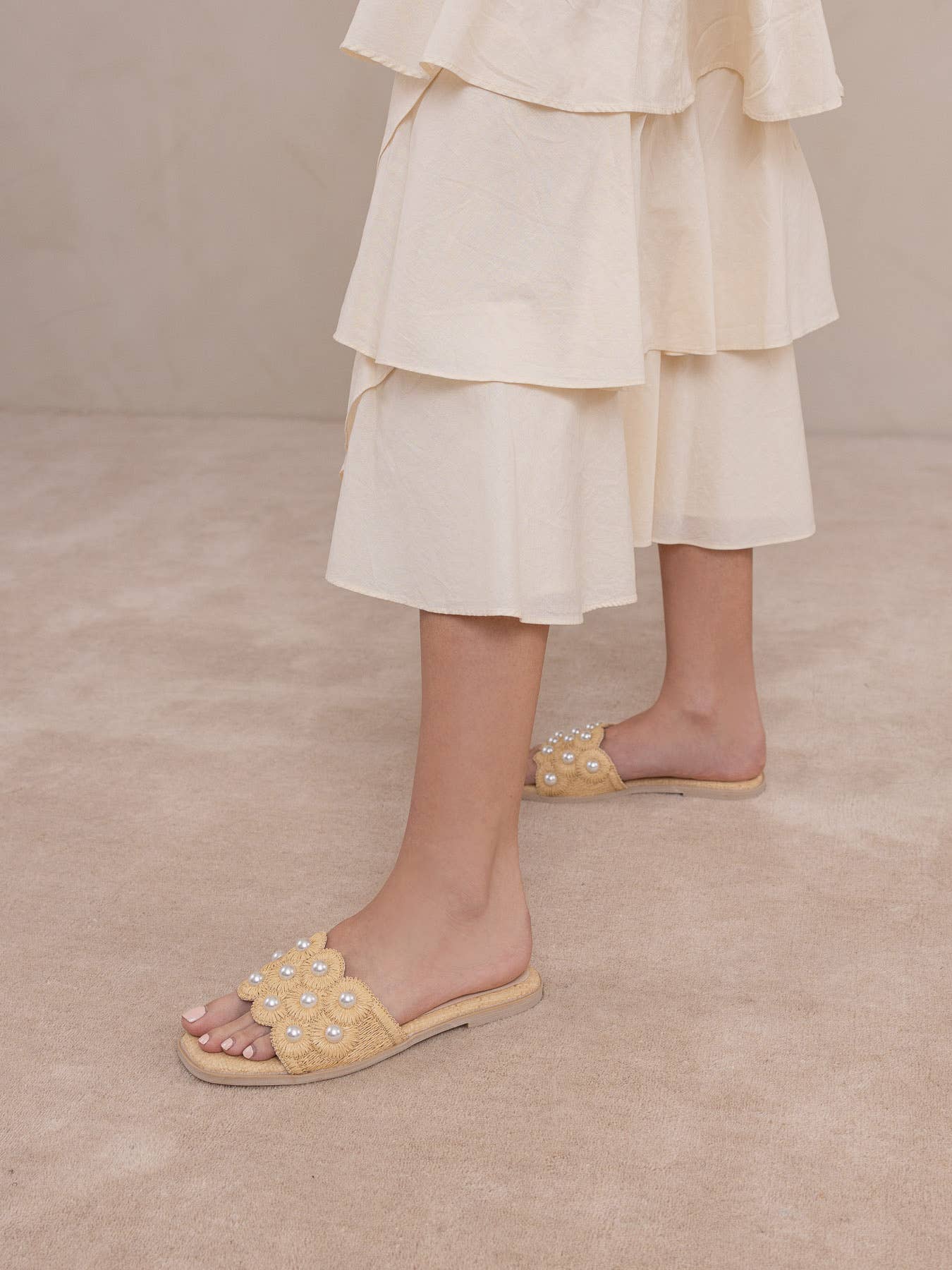 The Cathleen | Natural Pearl Raffia Slide Sandal