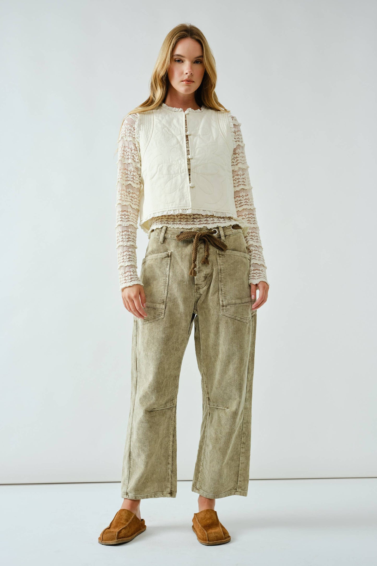 Serena Barrel Corduroy Pants