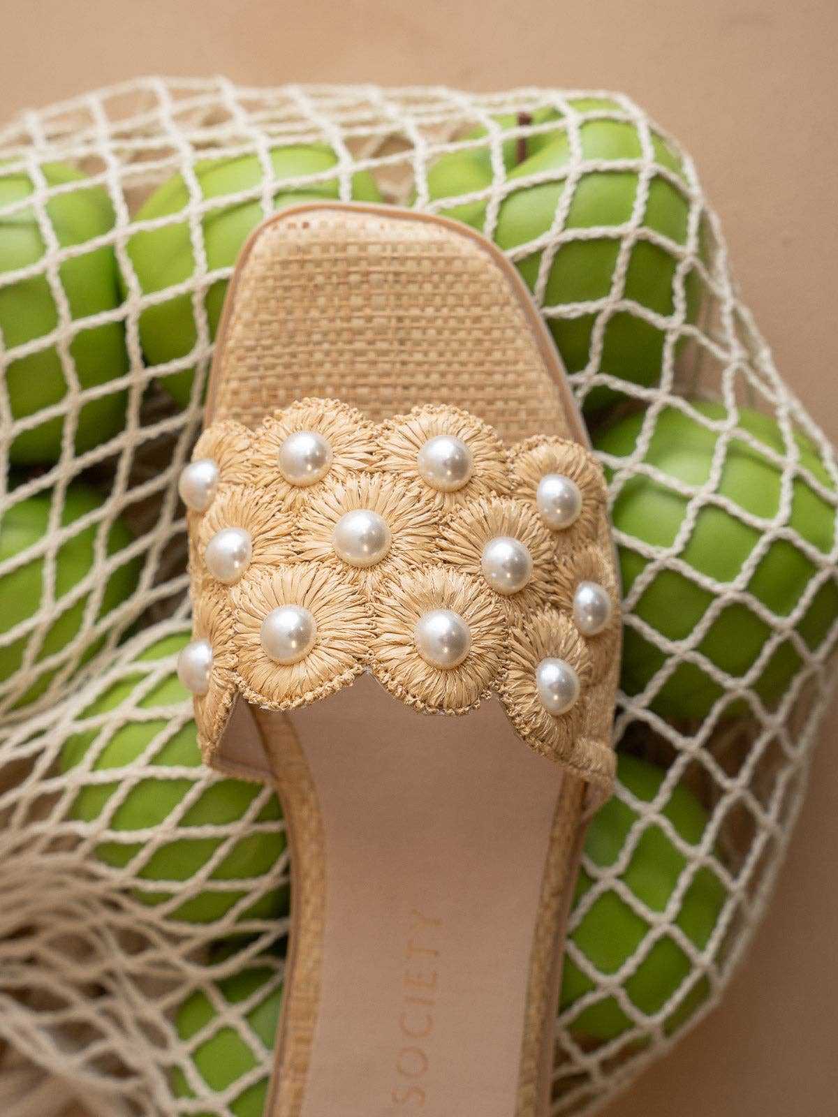 The Cathleen | Natural Pearl Raffia Slide Sandal