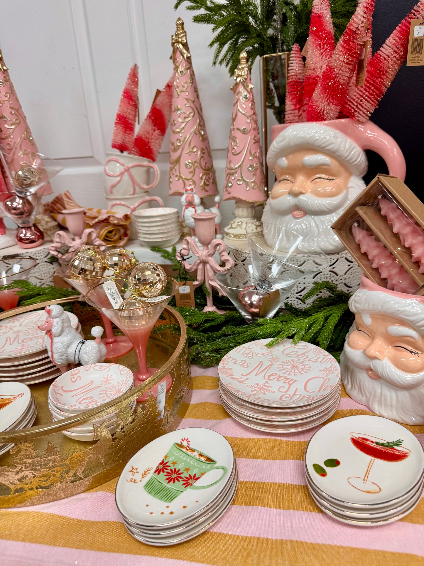 3.75" Pink Frost Stoneware Dish