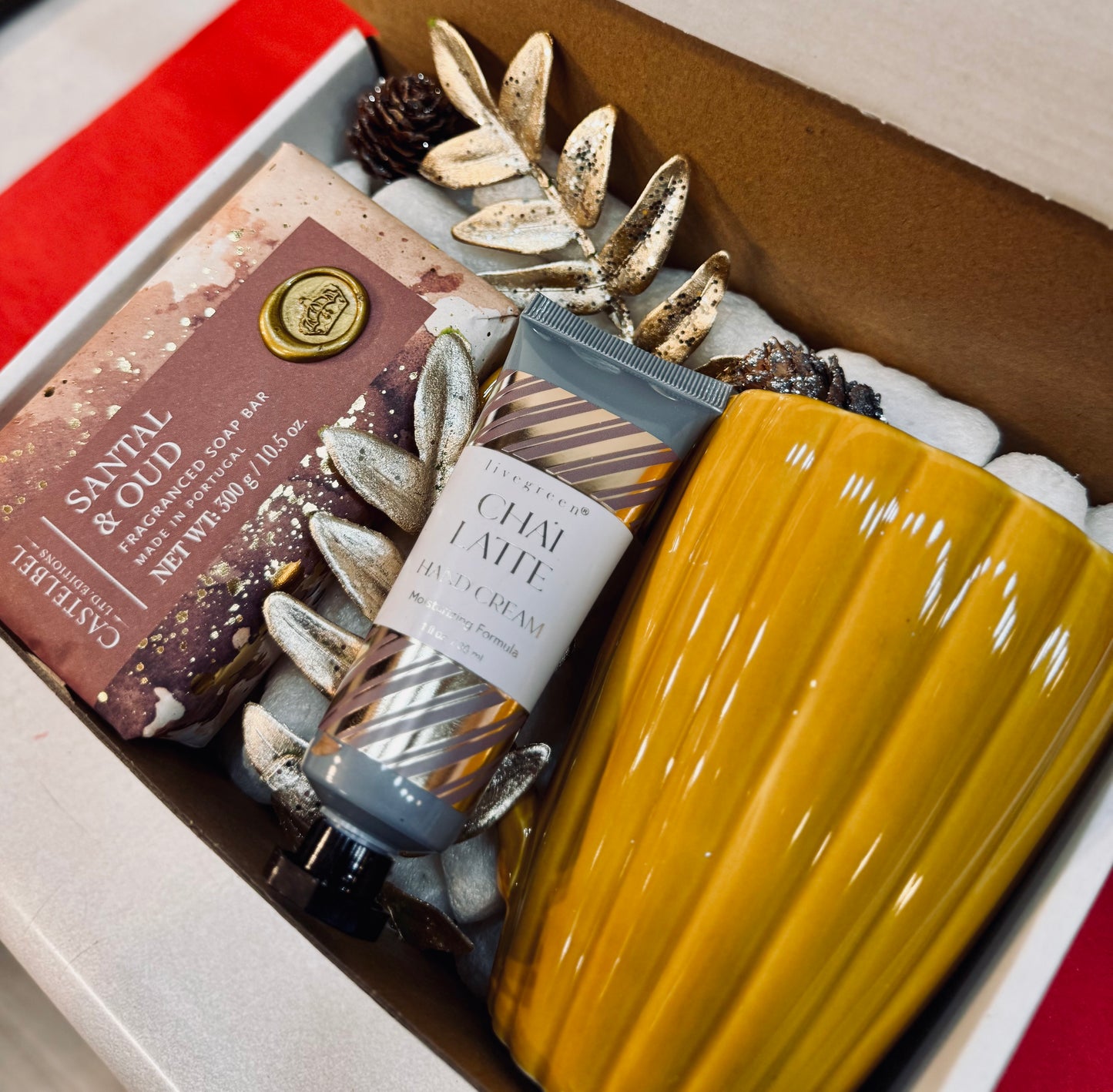 Sandal & Oud Mini Box