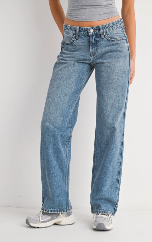 Sydney Low Rise Relaxed Straight