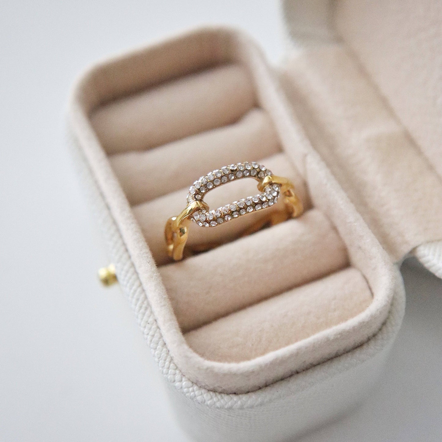 Pave Link Chain Ring