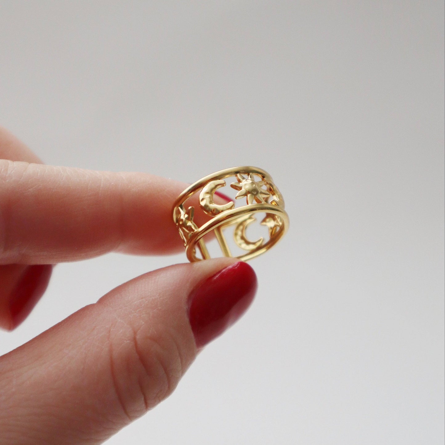 Astra Celestial Ring