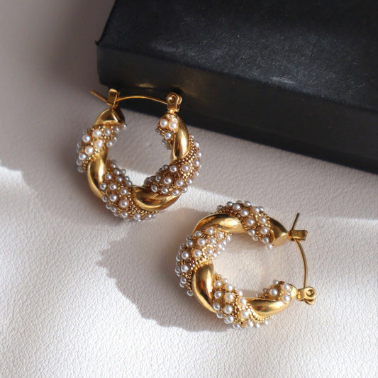 Nolita Pearl Twisted Hoops
