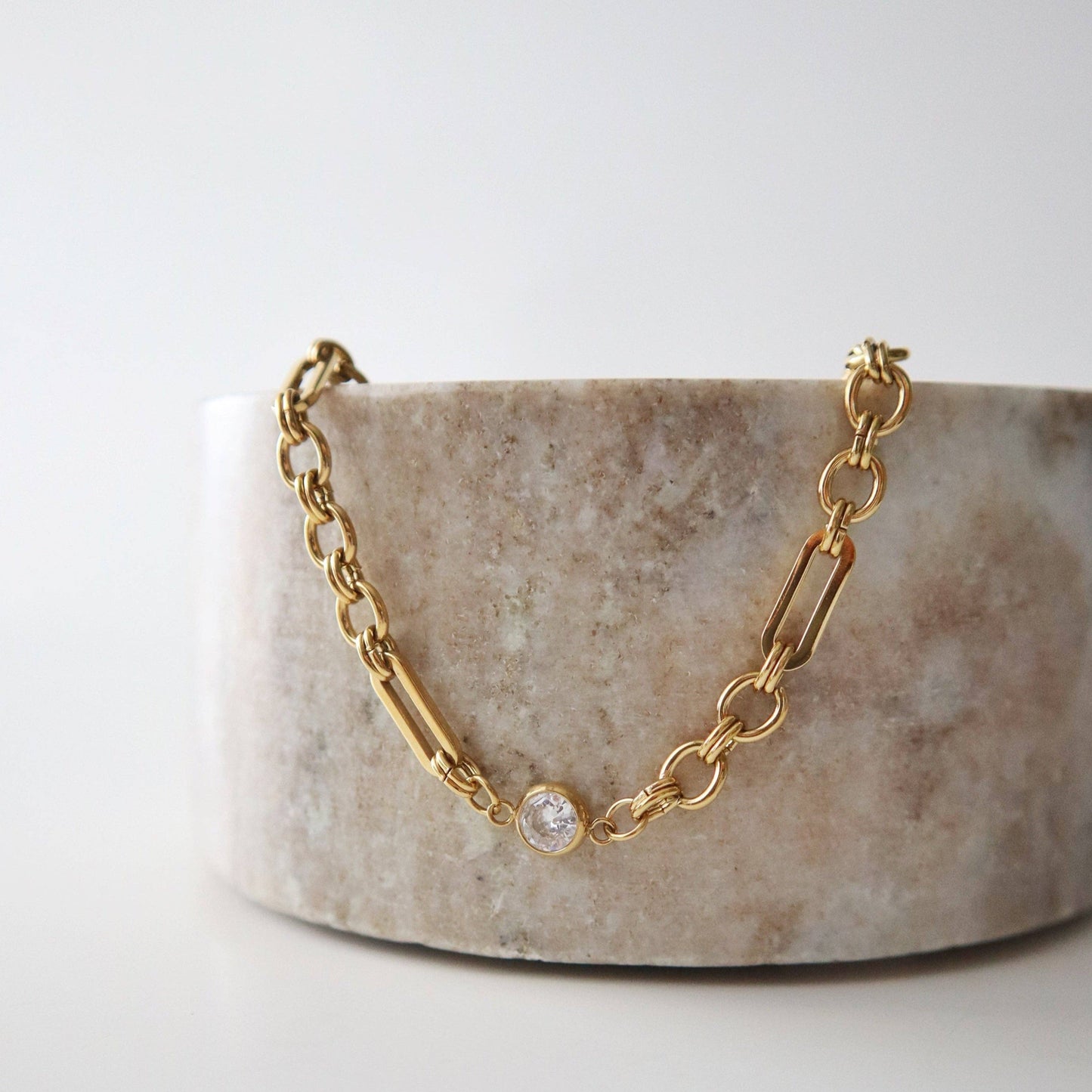 Solene Chain Necklace